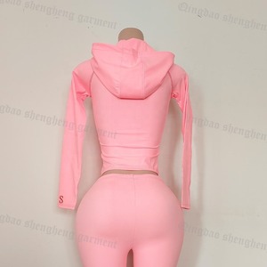 Conjunto Deportivo de 2 Piezas para Mujer Sial Apparel 2024, Chaqueta Transpirable de Poliéster Ecológico con Cierre y Pantalones Deportivos - Product Image 2