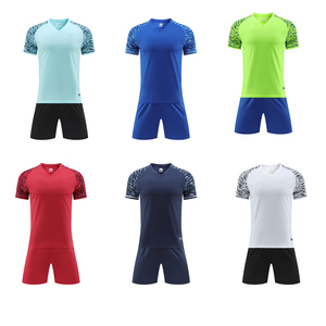 2024 adultos personalizado fútbol Jersey conjunto moda hombres uniforme de entrenamiento con servicio OEM personalizado sublimación uniforme de fútbol - Product Image 2