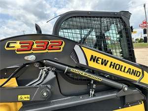 Certification CE/ EPA New Holland C332 74HP Crawler Skid Steer Loader à vendre - Product Image 2