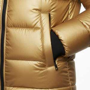 เสื้อแจ็คเก็ตพัฟเฟอร์ผู้ชายแบบมันเงา MOQ ต่ำ กันน้ำและกันลม จัดส่งรวดเร็ว ปรับแต่งได้ เสื้อแจ็คเก็ตฤดูหนาว - Product Image 4