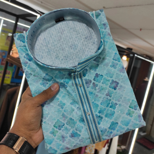 Broderie prête à l'emploi avec le tissu en coton mélangé imprimé numérique Kurt en vente en ligne - Product Image 1