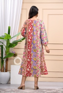 Robe d'été en coton indien occidental imprimé de blocs floraux pour les femmes robes lavables tissées de longueur midi PHACH WORK - Product Image 6