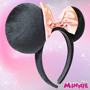 H.E.R ACCESSORIES Sous licence Disney Minnie Mouse Oreilles floues Costume Bandeau avec arc et oreilles de personnage Arc rose 3 ans et plus - Product Image 2