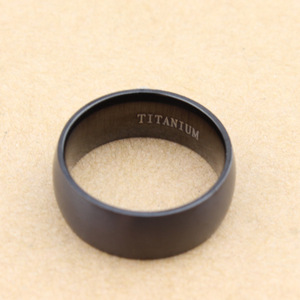 Jeulia <b>Black</b> <b>Titanium</b> Steel Men's Wedding Band <b>Ring</b> - Product Image 5