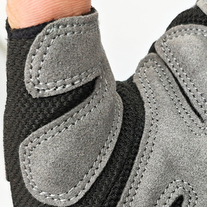 Guantes de gimnasio de medio dedo para hombre al por mayor, el mejor material de neopreno y cuero suave y transpirable, guantes protectores deportivos de elevación - Product Image 4