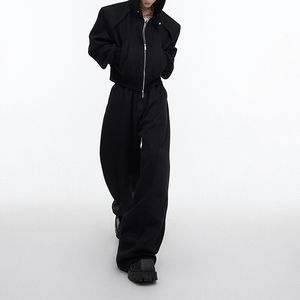 Conjunto de Chándal para Hombre de Alta Calidad, Estilo Vintage de Invierno, Chaqueta Corta con Cremallera, Pantalones Anchos de Cintura Alta, Color Negro y Gris - Product Image 3