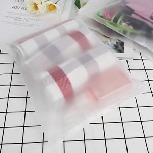 ถุงบรรจุภัณฑ์แบบมีซิปล็อกทำจากพลาสติกจากเวียดนาม - Product Image 2