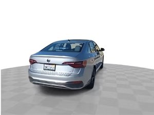 2024 Volks-wagen Jet-ta SE Automático - Product Image 6