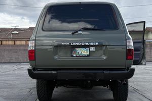 LANDCRUISERS 4WD SUV DE QUALITÉ SUPÉRIEURE 1996 - Product Image 2