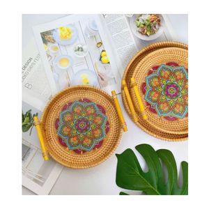 Bandeja de servicio redonda elegante más vendida con exquisitas Incrustaciones de nácar y detalles de ratán tejido para la decoración del hogar - Product Image 2