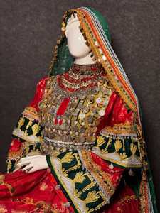 100% Polyester Modern Crystal Embellished <b>Floor</b>-Length A-Line Plus Size Women's Wedding Bridal Dress with Lace Decoration - Product Image 3