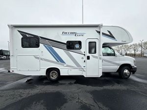 Mini camping-car de luxe autrichien, caravane, camping-car, acier galvanisé, Euro 6, 4-6 personnes, vente chaude, voyage à domicile, camping-car - Product Image 4