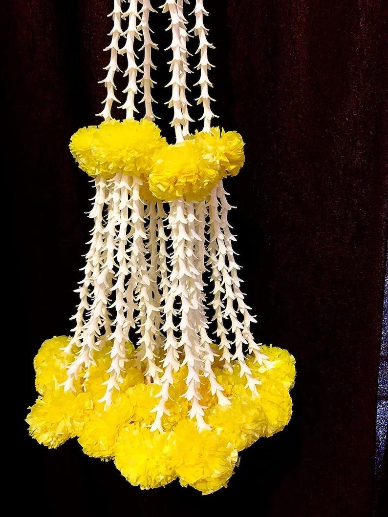 สีเหลือง