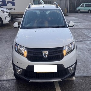 DACIA SANDERO STEPWAY 0.9 TCE 2016 USADO, Volante a la Izquierda/Derecha - Product Image 1