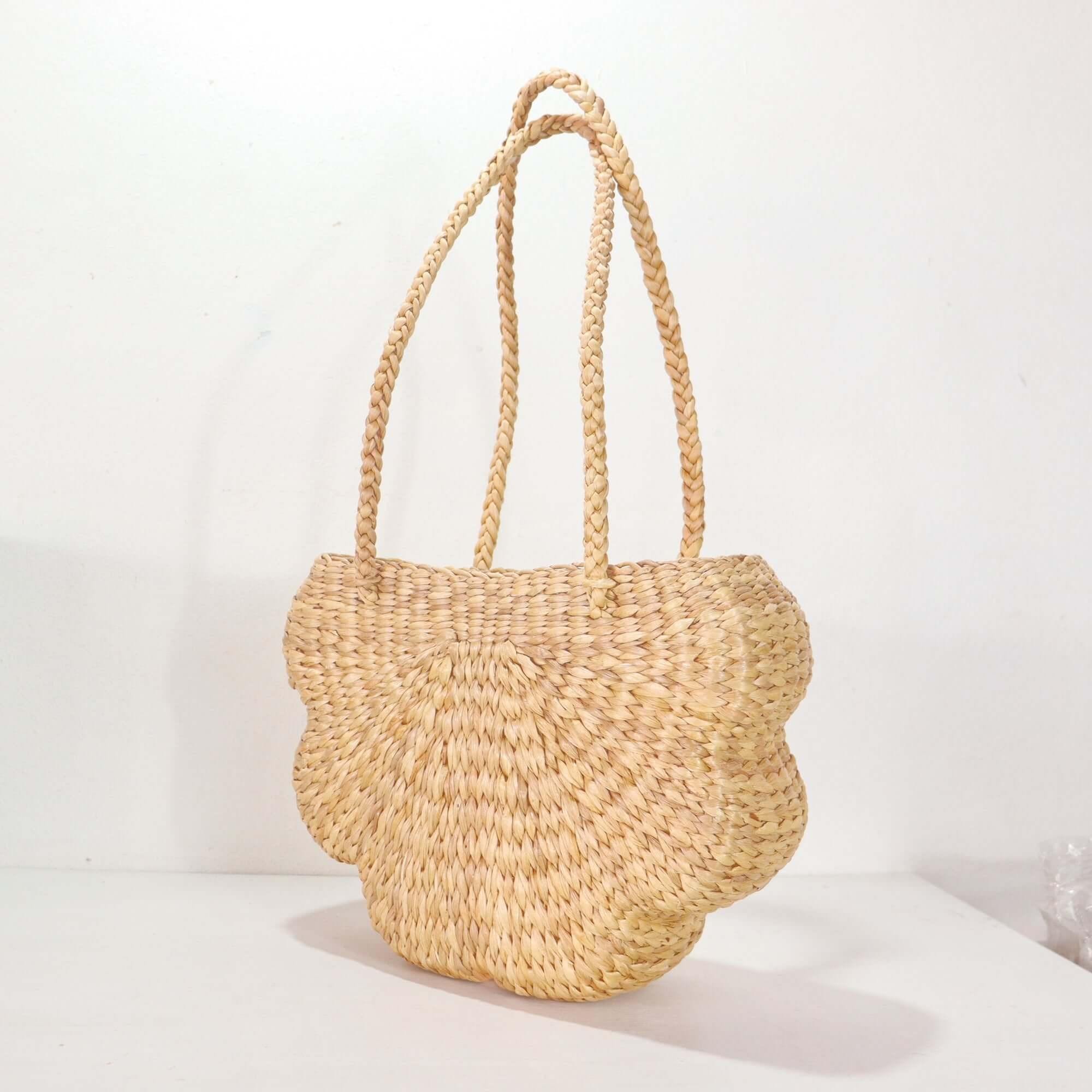 ธรรมชาติ