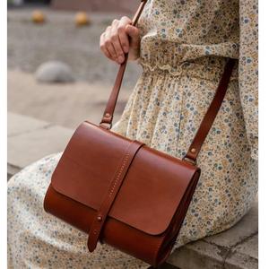 กระเป๋าสะพายไหล่และกระเป๋าถือหนังสีดำจุได้เยอะสำหรับผู้หญิงดีไซน์2025ใหม่สุดหรูทันสมัย - Product Image 6