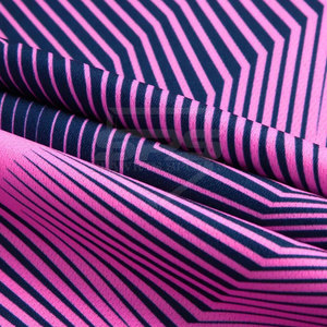 Venta de fábrica Precio barato Uniforme de fútbol Diseño de logotipo personalizado Uniforme de fútbol más vendido al por mayor - Product Image 2