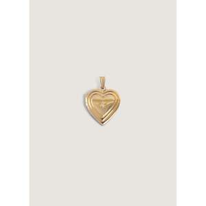Maison <b>Heart</b> <b>Locket</b> Diamond Necklace with Ribbed Design - Product Image 1