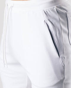 Shorts d'entraînement MMA personnalisés de haute qualité, taille 6XL, en spandex, polyester et toile, motif uni, style streetwear, en vente - Product Image 5