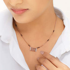 Collar Mangalsutra Tanmaniya con Diamantes de Promesa Eterna - Product Image 2