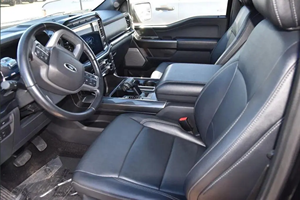 Pick-up pleine grandeur certifié 2024 avec volant à gauche, barre de toit en alliage d'aluminium, pneus R17 et caractéristiques premium - Product Image 6