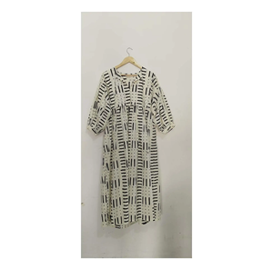 Vestido Midi de algodón con estampado floral para mujer Estilo de fiesta informal con estampado de bloques largos con decoración de borlas para la temporada de primavera - Product Image 3