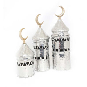 Décoration moderne du Ramadan et de l'Aïd à 3 niveaux en métal martelé doré avec croissant de lune et pompon Ornement de minaret islamique - Product Image 4