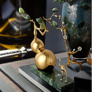 Statue de cerf en laiton Figurine en laiton doré Pièce maîtresse pour dessus de table, bureau, décoration intérieure Idées cadeaux aux prix de gros de l'Inde - Product Image 5