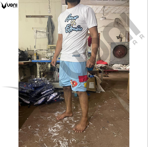 Ensemble de vêtements pour homme en deux pièces respirant 100% coton à manches courtes T-shirt et short de sport délavé à l'acide avec options personnalisables Séchage rapide - Product Image 2