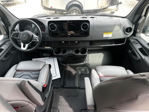 PROVEEDOR VERIFICADO DE NUEVOS Air stream Interstate 19X LE Outland Edition - Product Image 5