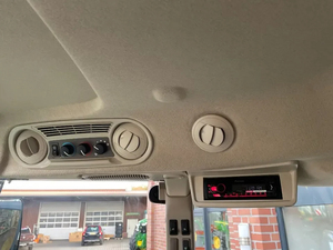 Tracteur agricole Offre Spéciale d'occasion Prix bon marché Johnn Deeere 5058E Cabine climatisée 110Hp Moteur 4WD - Product Image 5