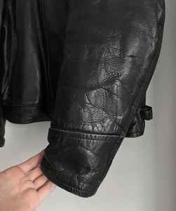 Vente en gros blouson de moto bombardier vintage en cuir pour hommes logo personnalisé bouton PU décoration support rembourré toile fermeture à glissière pour - Product Image 3
