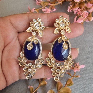 Boucles d'oreilles longues fantaisie en or antique pour femmes nouveau style traditionnel Polki pour les fêtes et les mariages bijoux en laiton cadeau parfait - Product Image 5