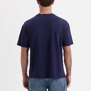 Camisetas con cuello redondo y logotipo bordado personalizado para hombre, camisetas de media manga hechas con tejido de poliéster personalizado para hombre - Product Image 2