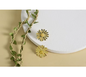 Boucles d'oreilles géométriques uniques pour femmes |   Design Golden Bloom avec finition lisse - Product Image 1