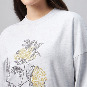 Sweat-shirts à capuche respirants pour femmes grandes tailles, fabriqués au Pakistan, coupe ample, écologiques, séchage rapide, imprimé lettres sur le devant, personnalisables - Product Image 4