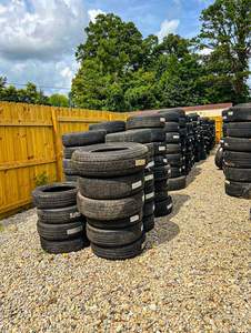 Pneus de camion radiaux usagés de qualité, nouveau design, conception de biais de roulement, modèle Dongfeng, caoutchouc naturel, garantie 120 000 km, exportation, pas cher - Product Image 2