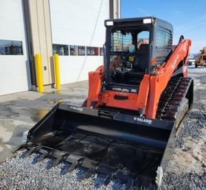 Chargeuse compacte sur chenilles Kubota SVL90, faible nombre d'heures, 92 CV, attache rapide hydraulique, certifiée CE EPA, équipement de construction - Product Image 6