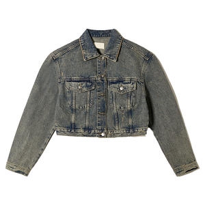 Veste en jean élégante pour femmes avec col rabattu et coutures durables, parfaite pour les activités de plein air et les aventures de voyage - Product Image 4