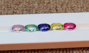 Belle pierre de saphir cultivée en laboratoire rose vert bleu jaune rubis saphir pierre précieuse saphir à facettes gemmes synthétiques pour la fabrication de bijoux - Product Image 5