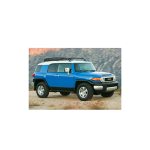 Se vende Toyotai FJ Cruiser con alfombrillas para todo tipo de clima, asientos impermeables e Interior fácil de limpiar - Product Image 2