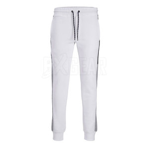 Pantalones ajustados fabricados en Pakistán para hombre, diseñados para un aspecto informal, tela elástica con tacto suave - Product Image 1