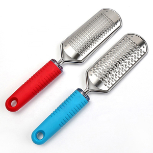 Mejor logotipo personalizado de acero inoxidable colosal pie escofina removedor de callos herramienta de pedicura eficaz para la eliminación de piel muerta - Product Image 2