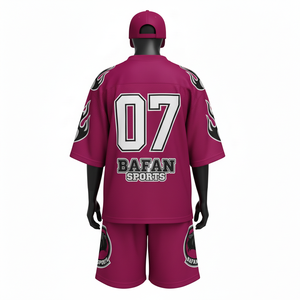 Ensemble short de football pour homme, polyester mesh haute qualité 180 GSM, léger, respirant, couleur unie, logo personnalisé. - Product Image 2