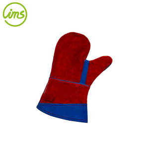 Ensemble de gants de barbecue en cuir de vache résistant au feu, rouge/noir, en daim, faciles à nettoyer - Product Image 2