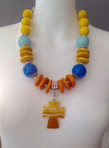 Haute qualité fait à la main Style nautique court pendentif collier noël acrylique résine collier pour femmes bijoux au meilleur prix - Product Image 6