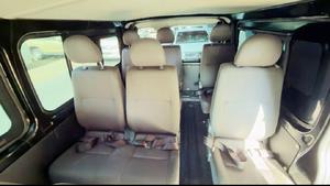 Toyota Hiace usata del 2017, 10 posti, 4x4, 4 cilindri, 2.7L, potenza 178 CV, benzina, cambio automatico, trazione posteriore, guida a destra. - Product Image 3