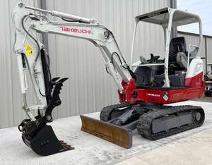 LIVRAISON GRATUITE Mini-excavatrice TAKEUCHI TB230 24HP Moteur diesel à cabine ouverte homologué EPA CE Hydraulique auxiliaire 2 vitesses Plc. - Product Image 1