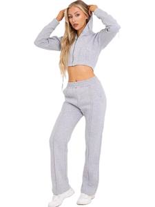 Ensemble de survêtement pour femme à capuche, style décontracté, vêtements d'hiver confortables et tendance, fermeture éclair, personnalisable en couleur et en logo - Product Image 5