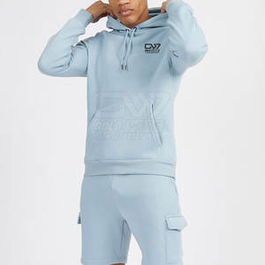 Conjunto de Sudadera con capucha y pantalones cortos de lana para hombre de calidad superior para correr al aire libre Conjunto de Sudadera con capucha y pantalones cortos de lana para hombre - Product Image 1